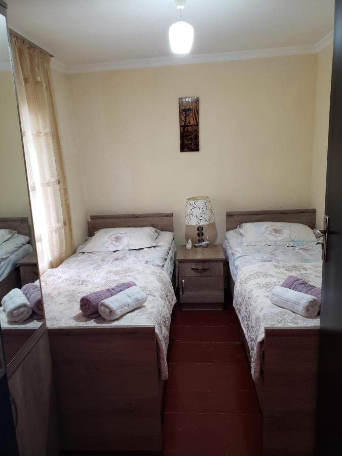 Guest House Nanu Μέστια Εξωτερικό φωτογραφία